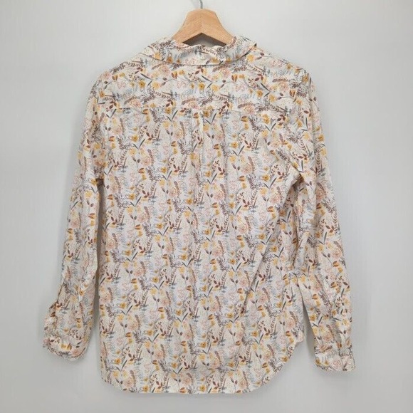 Garnet Hill Womens Button Front Shirt Long Sleeves Meadow Flowers Size 6 - Picture 2 of 4